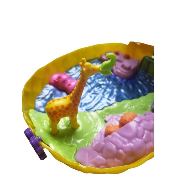 Polly Pocket Mattel Tropicool Pineapple Wearable Purse Toy 2019 NO FIGURES - Picture 6 of 15